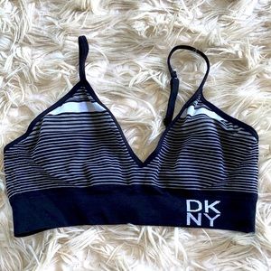 DKNY sports bra / bandeau Size Large never worn